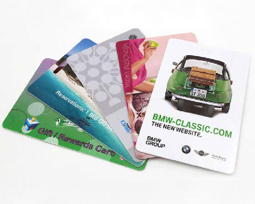 Intrilo-Print-Plastic-Business-Cards